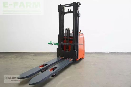 Elevadora - Linde - l 20 i 1173