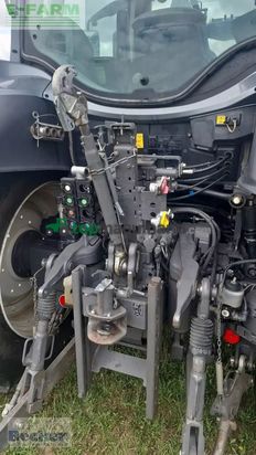 Tractor agrícola - Valtra - n 154 activ