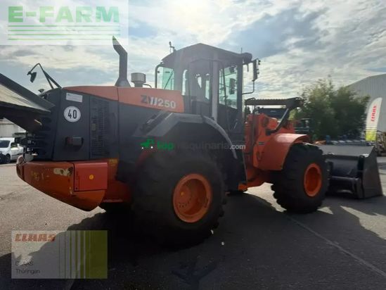 Minicargadora - Hitachi - zw 250