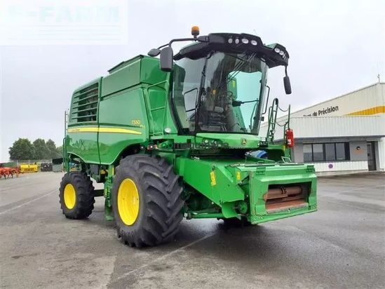 Cosechadora de Cereal - John Deere - t550