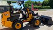Minicargadora - JCB - 403 plus agri med jst skovl og pallegaffel