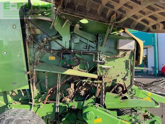Empacadora gigant - Krone - v 150 xc
