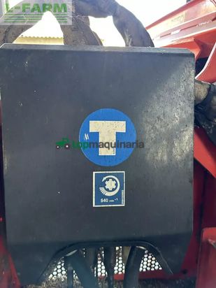 Esparcidor - Kuhn - polycrok 3850