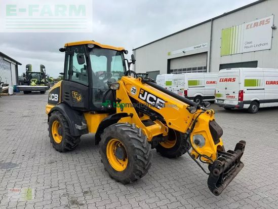 Minicargadora - JCB - tm 220 agri tele