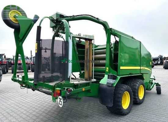 Empacadora gigant - John Deere - c 440 r