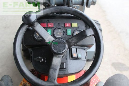 Minicargadora - Giant - hoflader d 335 t