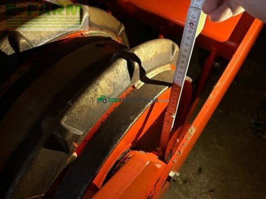 Sembradora - Kuhn - hr 304 + venta lc 3000