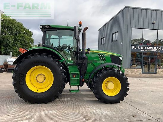Tractor agrícola - John Deere - 6215r premium edition tractor (st26613)