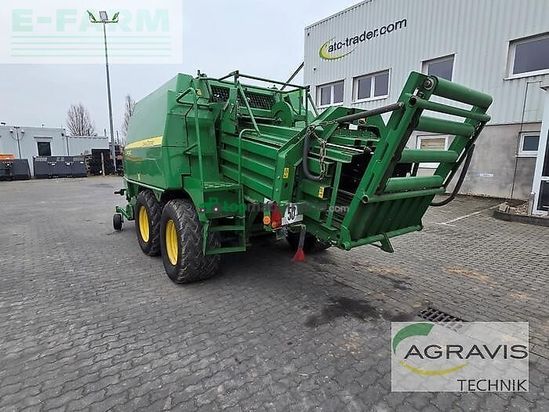 Empacadora gigant - John Deere - 1424c