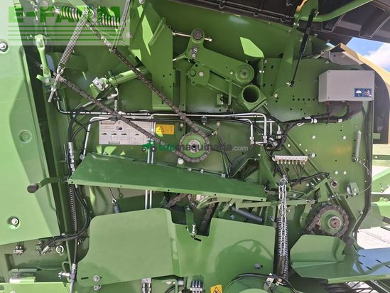 Empacadora gigant - Krone - comprima v 150 xc x-treme