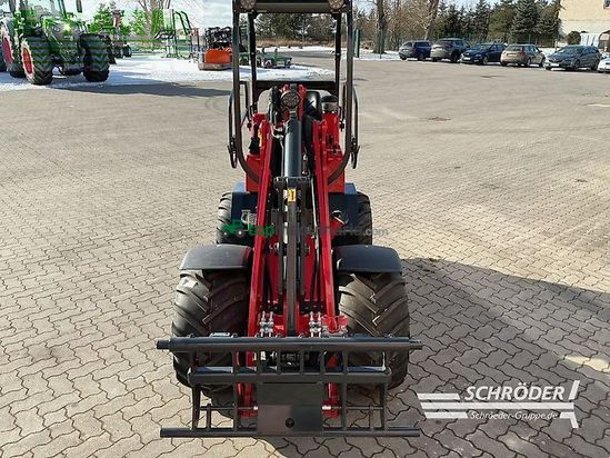 Minicargadora - Schaffer - 2628