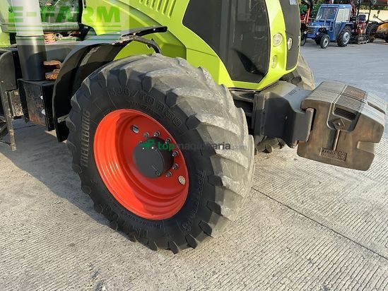 Tractor agrícola - Claas - 820 axion tractor (st23326)