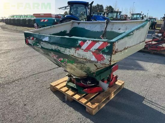 Esparcidor - Kuhn - zsb