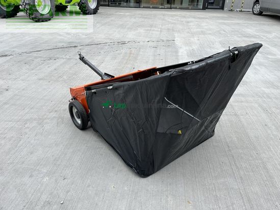 Tractor agrícola - Husqvarna - rasenkehrmaschine kompakt ca. 500l