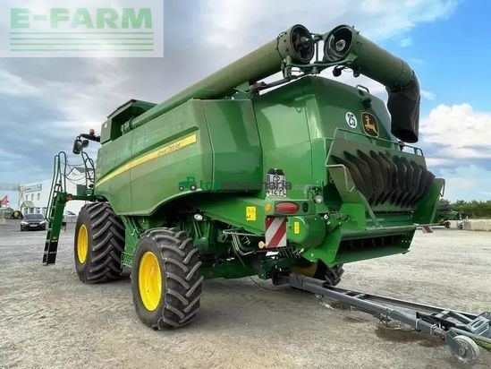 Cosechadora de Cereal - John Deere - t670