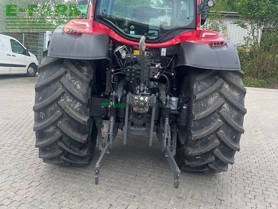 Tractor agrícola - Valtra - n154 a mit fk und rüfa