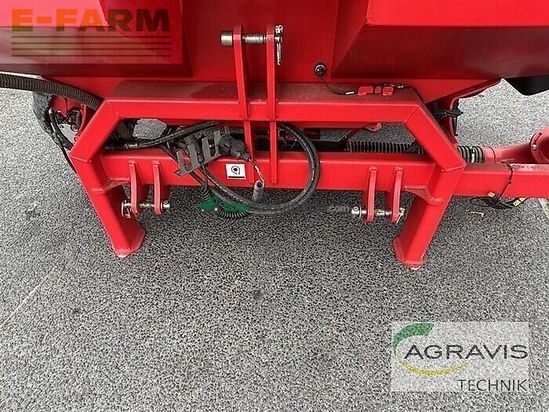 Sembradora - Väderstad - tempo tpv 8 + fronttank fh 2200