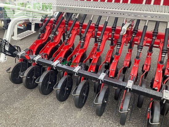 Sembradora - Pöttinger - vitasem 302 add