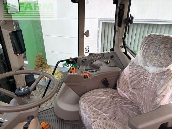 Tractor agrícola - John Deere - 6m 125 / powergard 12+24 monate / 1.500h