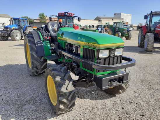 Tractor agrícola - John Deere - 5500N