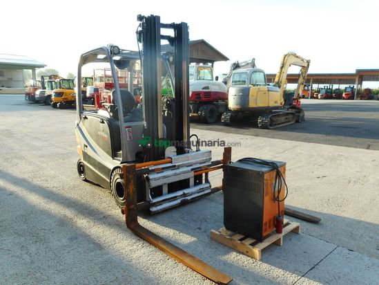 Elevadora - Still - still rx60-25 triplex + ss + zv ( batt. 6/2024 )