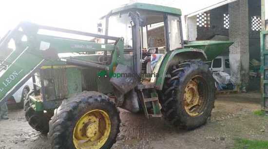 Tractor agrícola - John Deere - 6110 con pala 