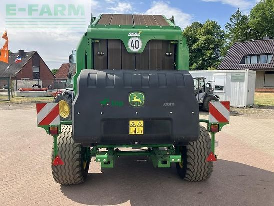 Empacadora gigant - John Deere - v461m - paket für rundballenpr