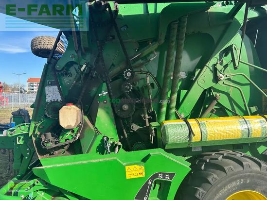Empacadora gigant - John Deere - 990