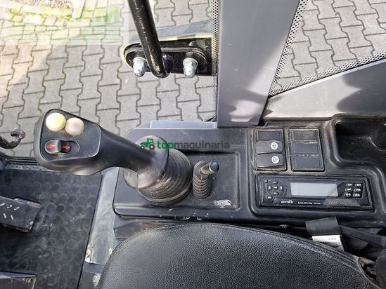 Minicargadora - Toyo - ku 836-ii