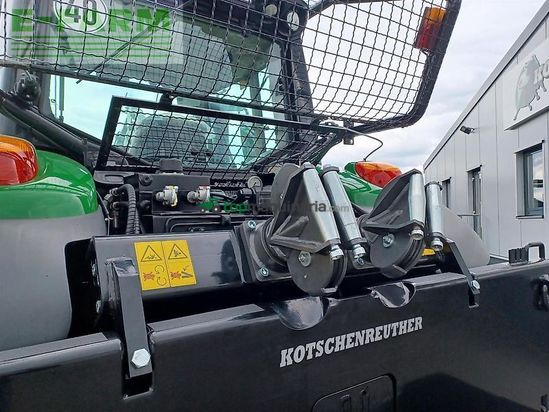 Tractor agrícola - John Deere - 6120m uvv forstschlepper