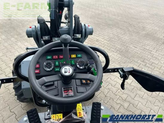 Minicargadora - Giant - g 2300 hd