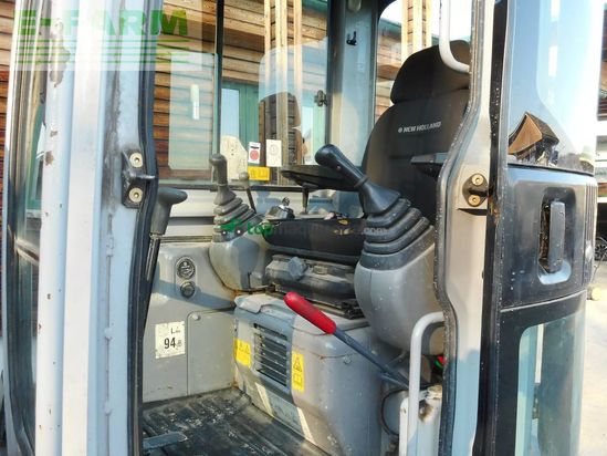 Excavadora - New Holland - e 39b-sr ( sw + 4 löffel ) 3.900 kg