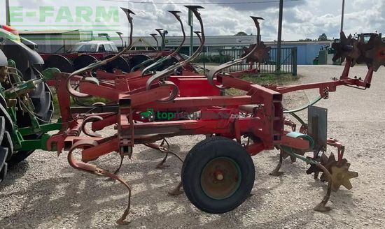 Cultivador - Kverneland - dechaumeur