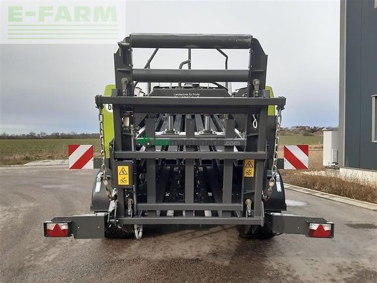 Empacadora gigant - Claas - quadrant 5200 fc evolution