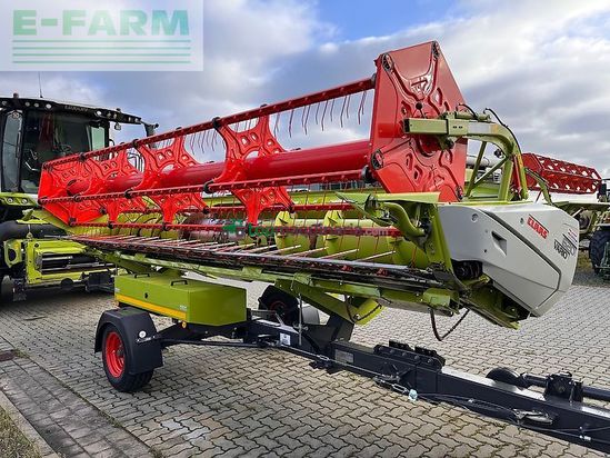 Cosechadora de Cereal - Claas - trion 530 mit vario 620