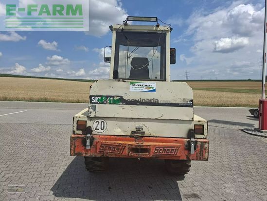 Minicargadora - Schaeff - 841