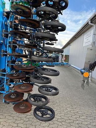 Sembradora - Lemken - solitair 9/600 hd
