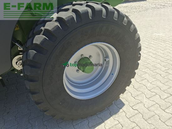 Empacadora gigant - Krone - varipack 165 xc plus 26 mwsser