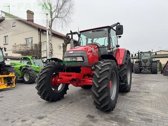 Tractor agrícola - McCormick - mc100