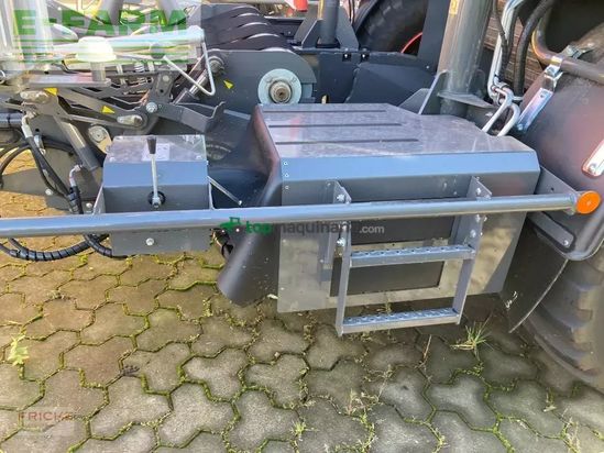 Empacadora gigant - Claas - rollant 630 rc uniwrap