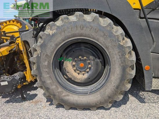 Cosechadora de Cereal - New Holland - fr 650