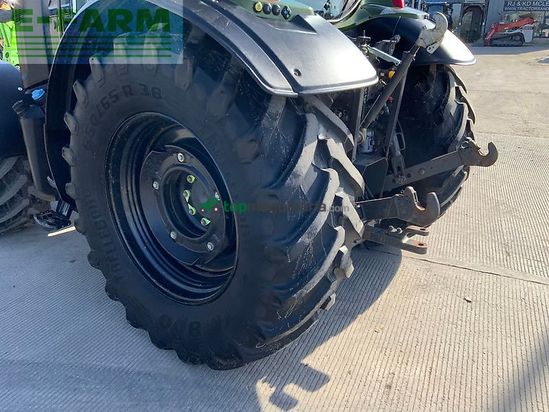 Tractor agrícola - Valtra - n175 unlimited versu tractor (st25430)