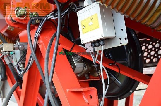 Esparcidor - Kverneland - fronttank df-2