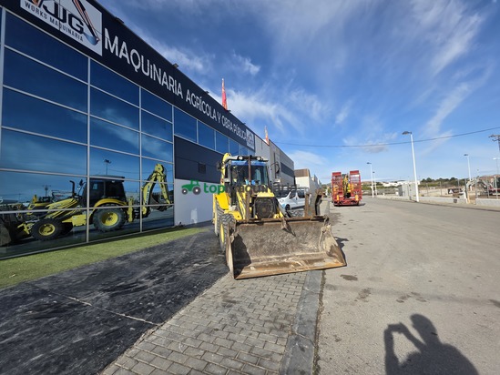 Retroexcavadora - New Holland B100B