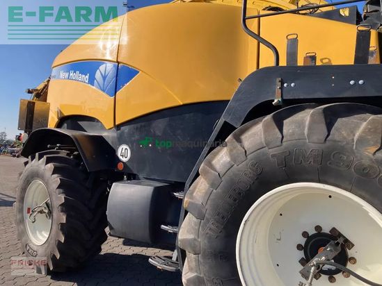 Cosechadora de Cereal - New Holland - fr 9060