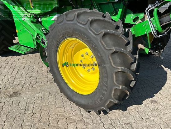 Cosechadora de Cereal - John Deere - t560