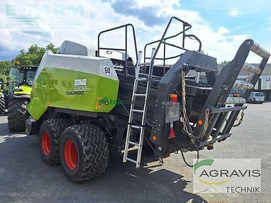 Empacadora gigant - Claas - quadrant 3300 fc t