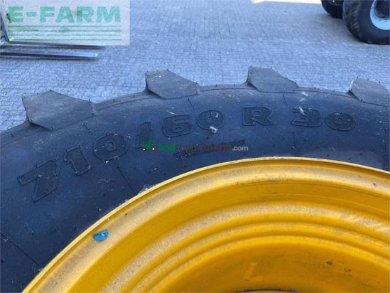 Tractor agrícola - JCB - kompletträder 710/70r30 trelleborg