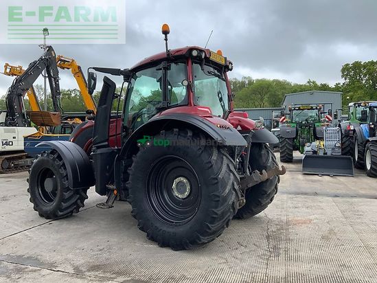 Tractor agrícola - Valtra - t174 versu unlimited tractor (st26322)