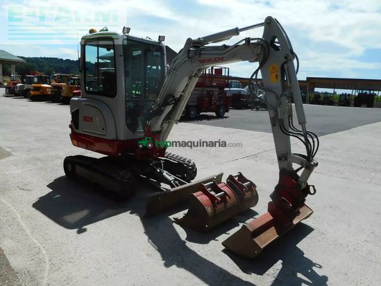 Excavadora - Takeuchi - tb 225 mit powertilt + 3 löffel ( 2.400 kg )